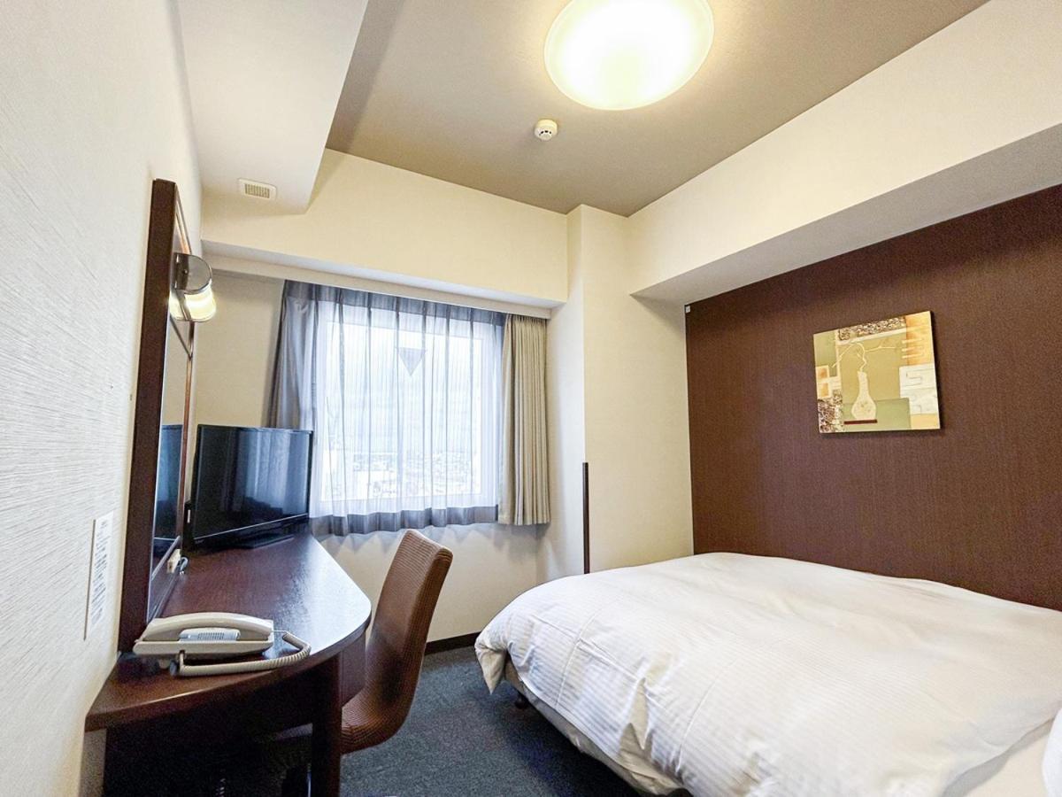 Hotel Route Inn Hirosaki Ekimae Kültér fotó