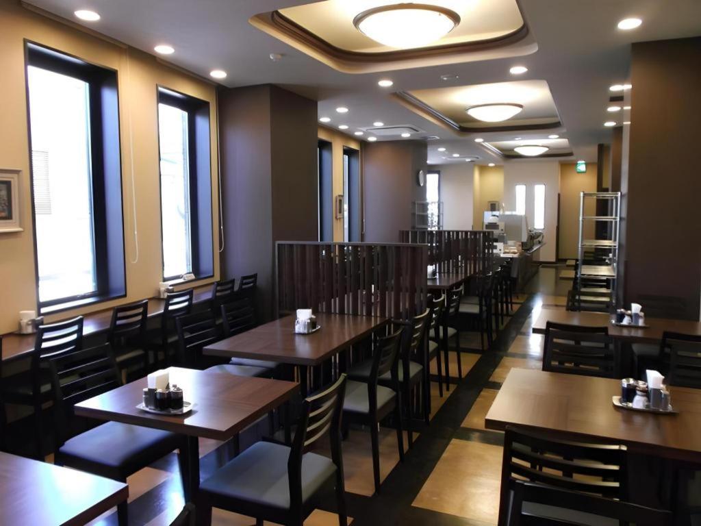 Hotel Route Inn Hirosaki Ekimae Kültér fotó